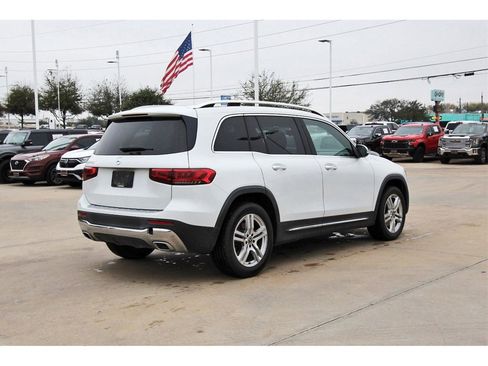 Used 2022 Mercedes-Benz GLB 250 image 6