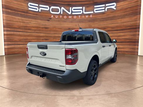New 2025 Ford Maverick XLT w/ Equipment Group 301A AWD/4WD image 8