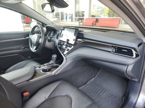 Used 2024 Toyota Camry XSE w/ Navigation Package FWD image 28