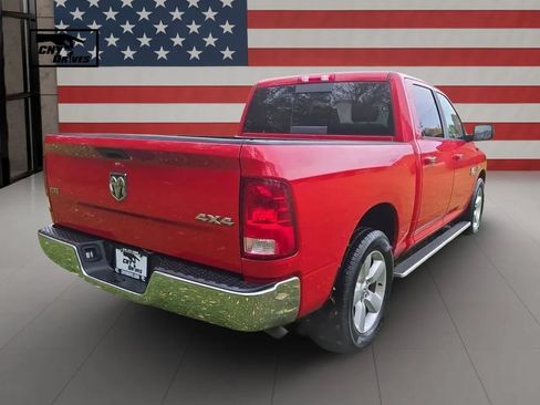 Used 2017 RAM 1500 Classic SLT AWD/4WD image 5