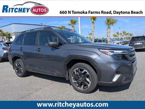 Certified 2025 Subaru Forester Limited image 1