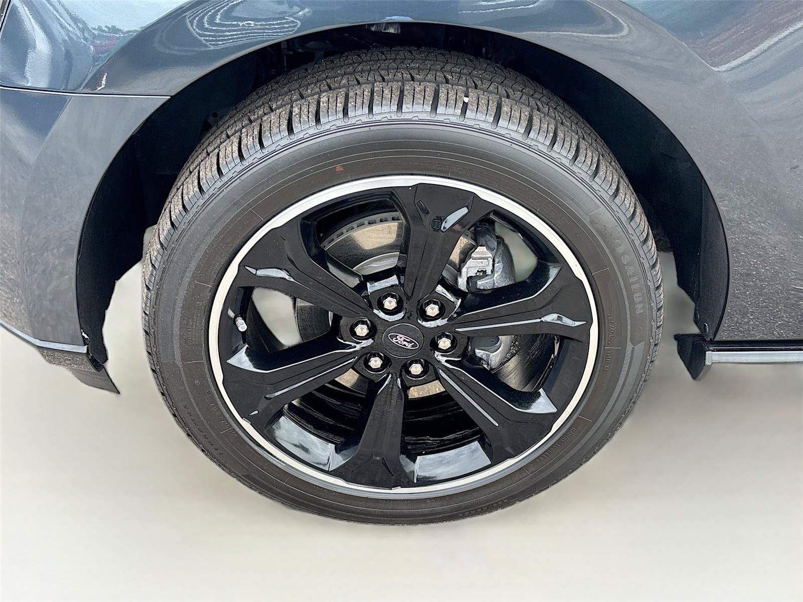 Used 2024 Ford Expedition Limited RWD image 34
