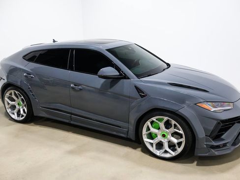 Used 2023 Lamborghini Urus S AWD/4WD image 75