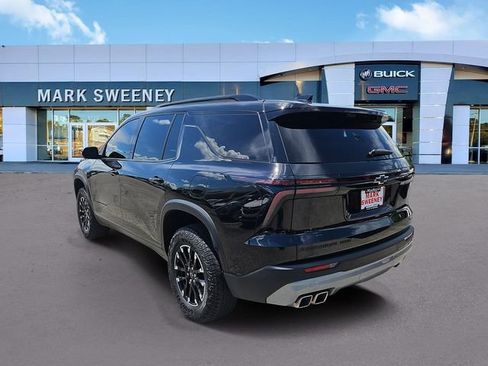 Used 2024 Chevrolet Traverse Z71 w/ Enhanced Driving Package AWD/4WD image 32