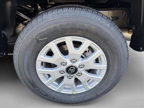 New 2025 Toyota Tacoma SR5 image 9