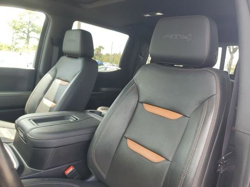 Certified 2021 GMC Sierra 1500 AT4 w/ AT4 Premium Package image 16