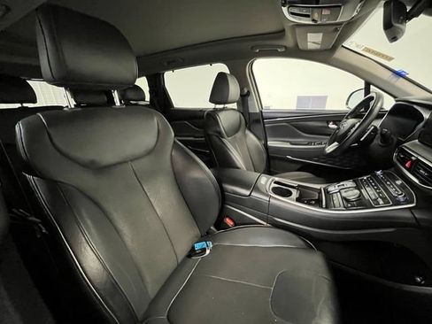 Used 2022 Hyundai Santa Fe SEL w/ Convenience + Premium Package FWD image 9