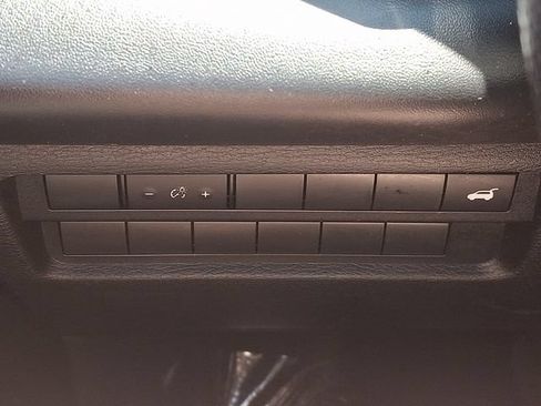 Used 2022 Mitsubishi Outlander SE AWD/4WD image 30