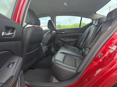 Used 2019 Nissan Altima 2.5 SR FWD image 32