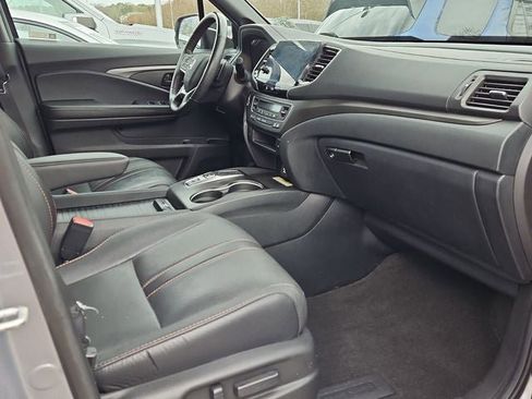 Used 2022 Honda Passport TrailSport image 12