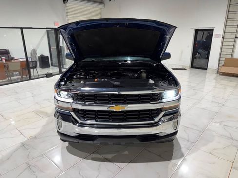 Used 2017 Chevrolet Silverado 1500 LT w/ Texas Edition RWD image 4