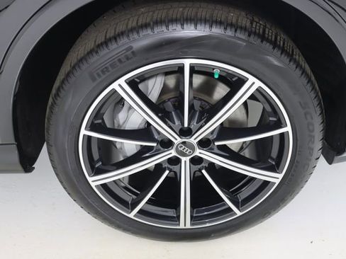 New 2026 Audi Q7 2.0T Premium Plus AWD/4WD image 9