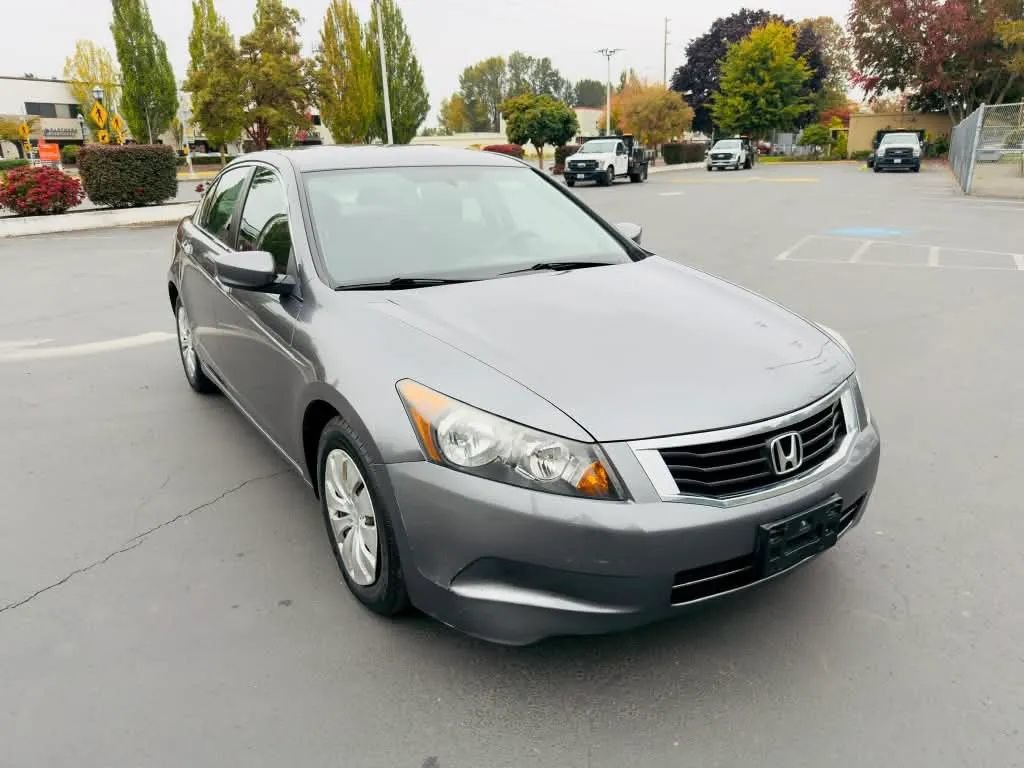 Used 2010 Honda Accord LX image 7