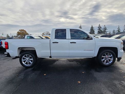 Used 2016 Chevrolet Silverado 1500 Custom w/ Custom Convenience Package image 6