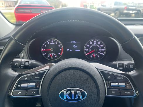 Used 2019 Kia Optima S image 23