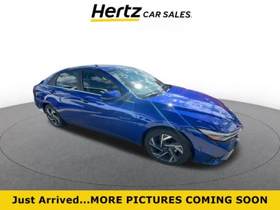 Used 2025 Hyundai Elantra Limited