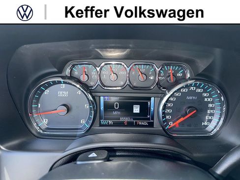 Used 2020 Chevrolet Suburban Premier AWD/4WD image 19