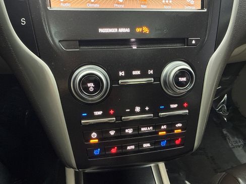 Used 2019 Lincoln MKC Reserve FWD image 31