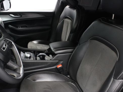 Used 2023 Jeep Grand Cherokee Altitude AWD/4WD image 23