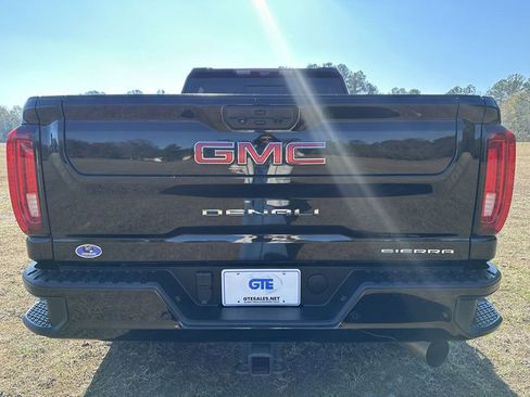 Used 2022 GMC Sierra 2500 Denali w/ Denali Ultimate Package image 6