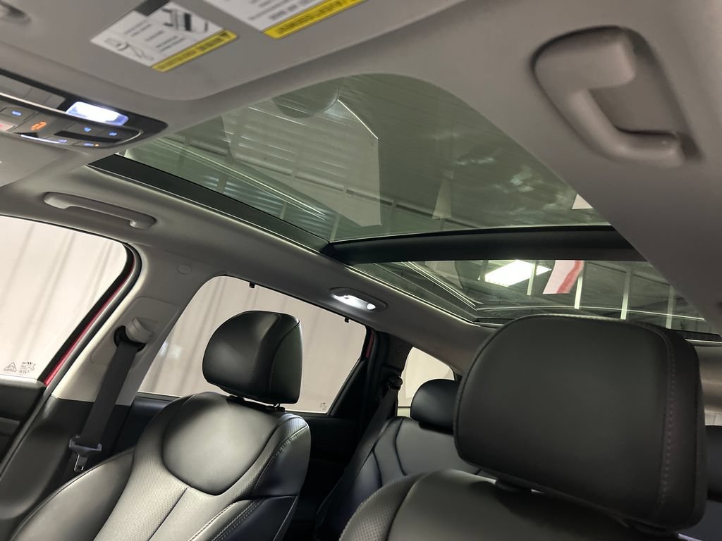 Used 2023 Hyundai Santa Fe SEL w/ Premium Package FWD image 21