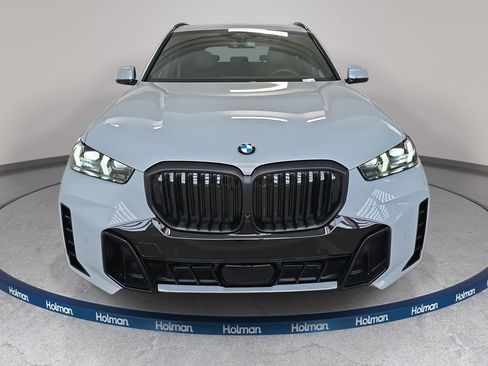 New 2026 BMW X5 sDrive40i image 2