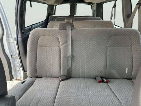 Used 2014 Chevrolet Express 3500 LT w/ LT Preferred Equipment Group RWD image 26