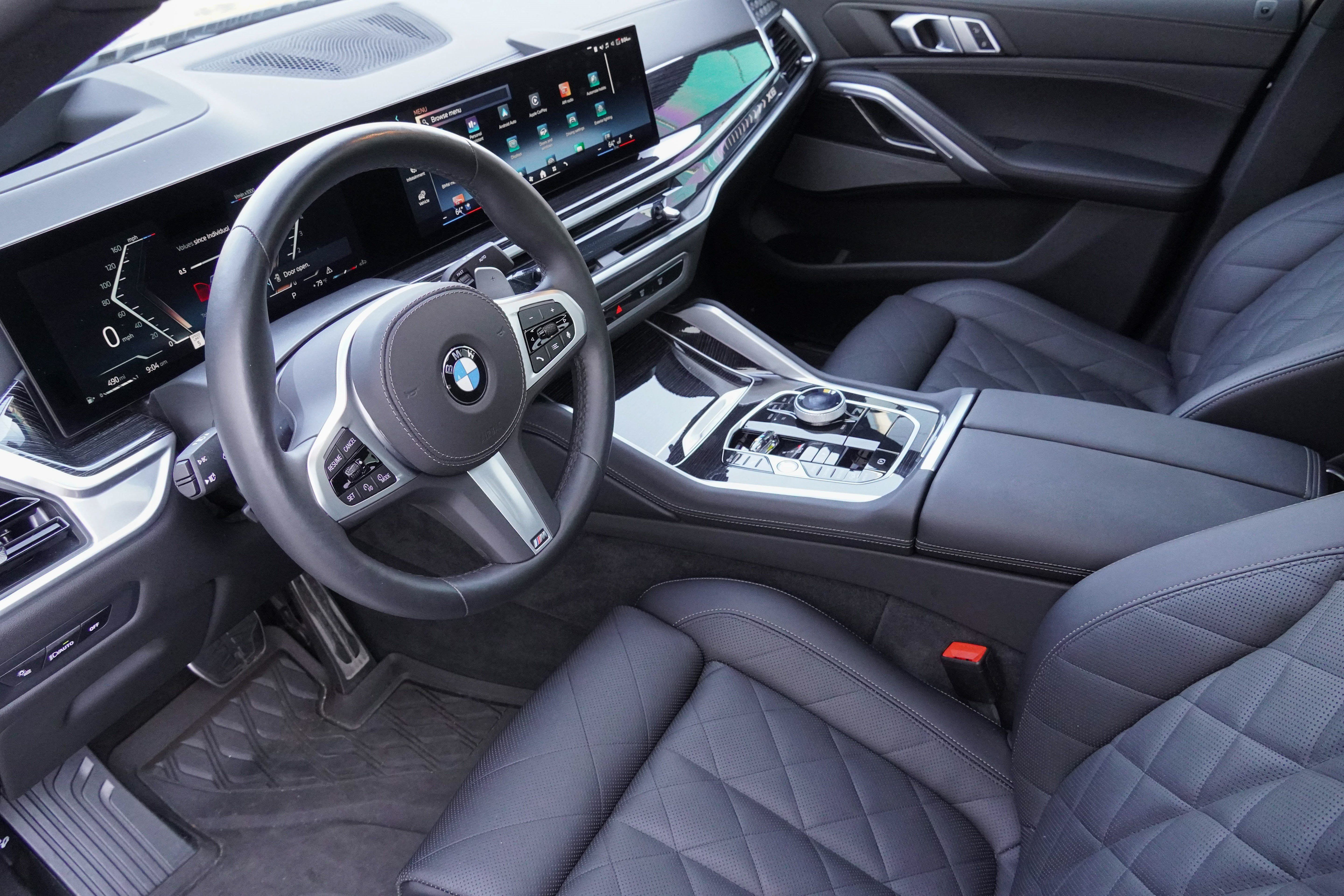 Used 2025 BMW X6 xDrive40i w/ Executive Package AWD/4WD image 6