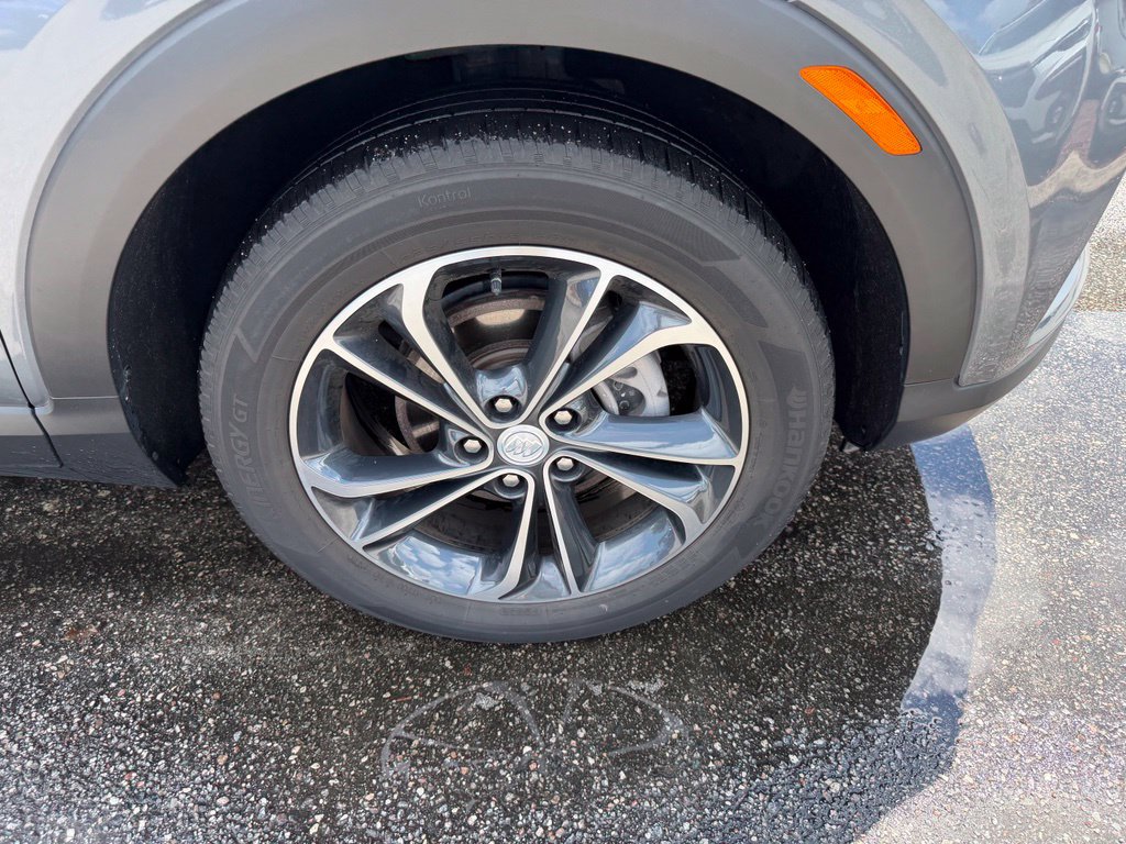 Used 2022 Buick Encore GX Select FWD image 3