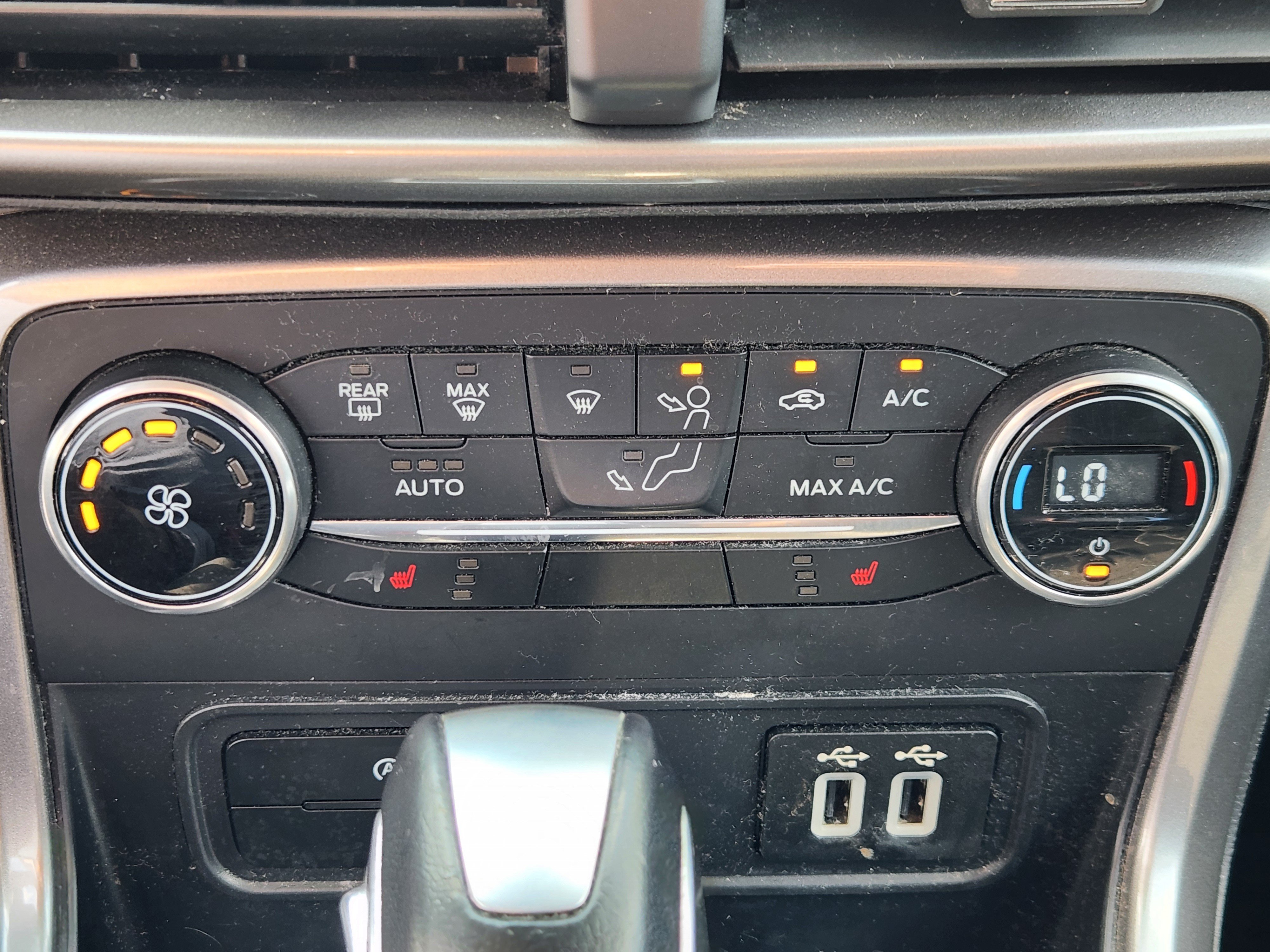 Used 2018 Ford EcoSport SE FWD image 22