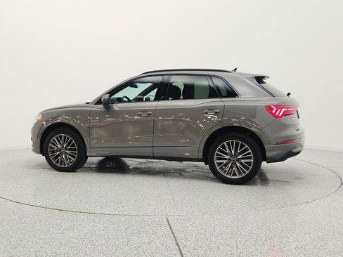 Used 2023 Audi Q3 2.0T Premium w/ Convenience Package AWD/4WD image 8