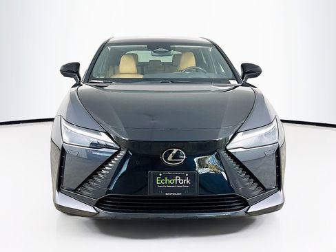 Used 2023 Lexus RZ 450e Premium w/ Technology Package image 2