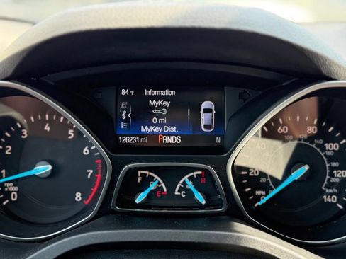 Used 2017 Ford Escape Titanium FWD image 35