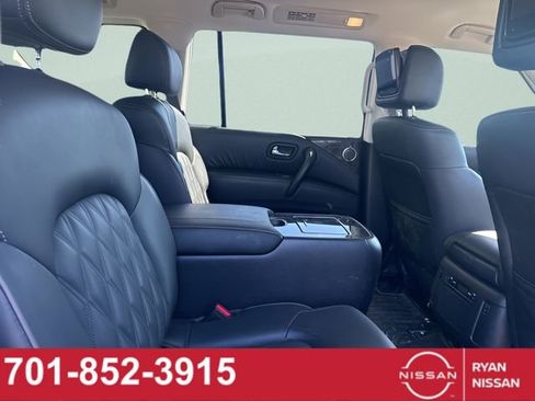 Certified 2022 Nissan Armada Platinum w/ Captain's Chairs Package AWD/4WD image 9