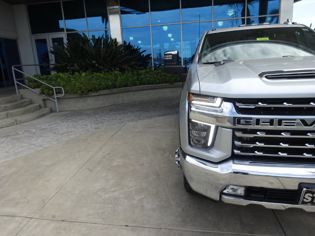 Certified 2021 Chevrolet Silverado 3500 LTZ w/ LTZ Plus Package AWD/4WD image 33