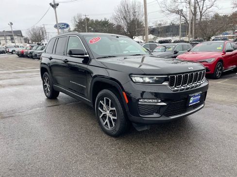 Used 2023 Jeep Grand Cherokee Limited AWD/4WD image 8