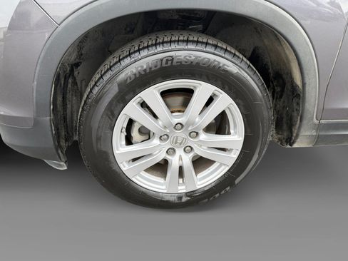 Certified 2018 Honda Pilot LX image 9