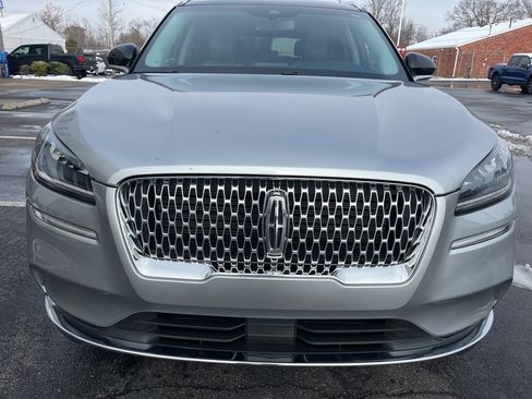 Used 2022 Lincoln Corsair FWD w/ Premium Package image 8