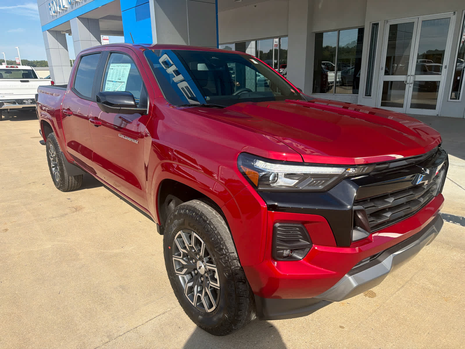 New 2026 Chevrolet Colorado Z71 w/ Technology Package AWD/4WD image 8