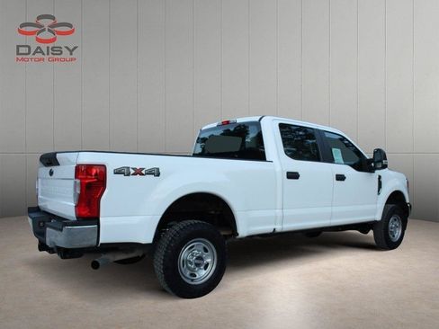 Used 2022 Ford F250 XL w/ Power Equipment Group AWD/4WD image 5