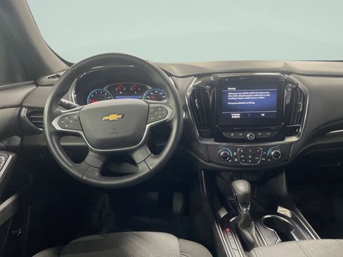 Used 2023 Chevrolet Traverse LT AWD/4WD image 16