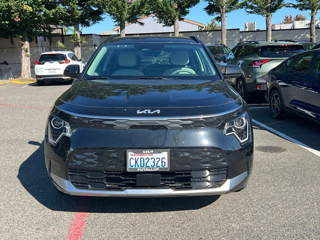 Certified 2023 Kia Niro Wind w/ Wind Preserve Package FWD image 4