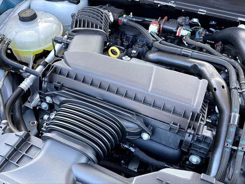 Used 2025 Ford Maverick Lobo image 35