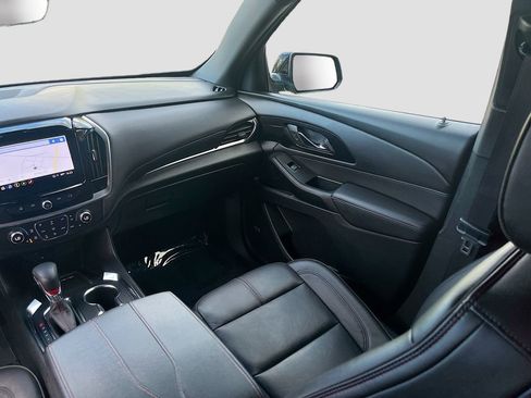 Used 2023 Chevrolet Traverse RS AWD/4WD image 25