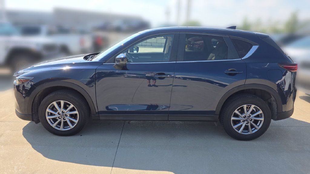 Used 2022 MAZDA CX-5 AWD 2.5 S w/ Select Package image 2