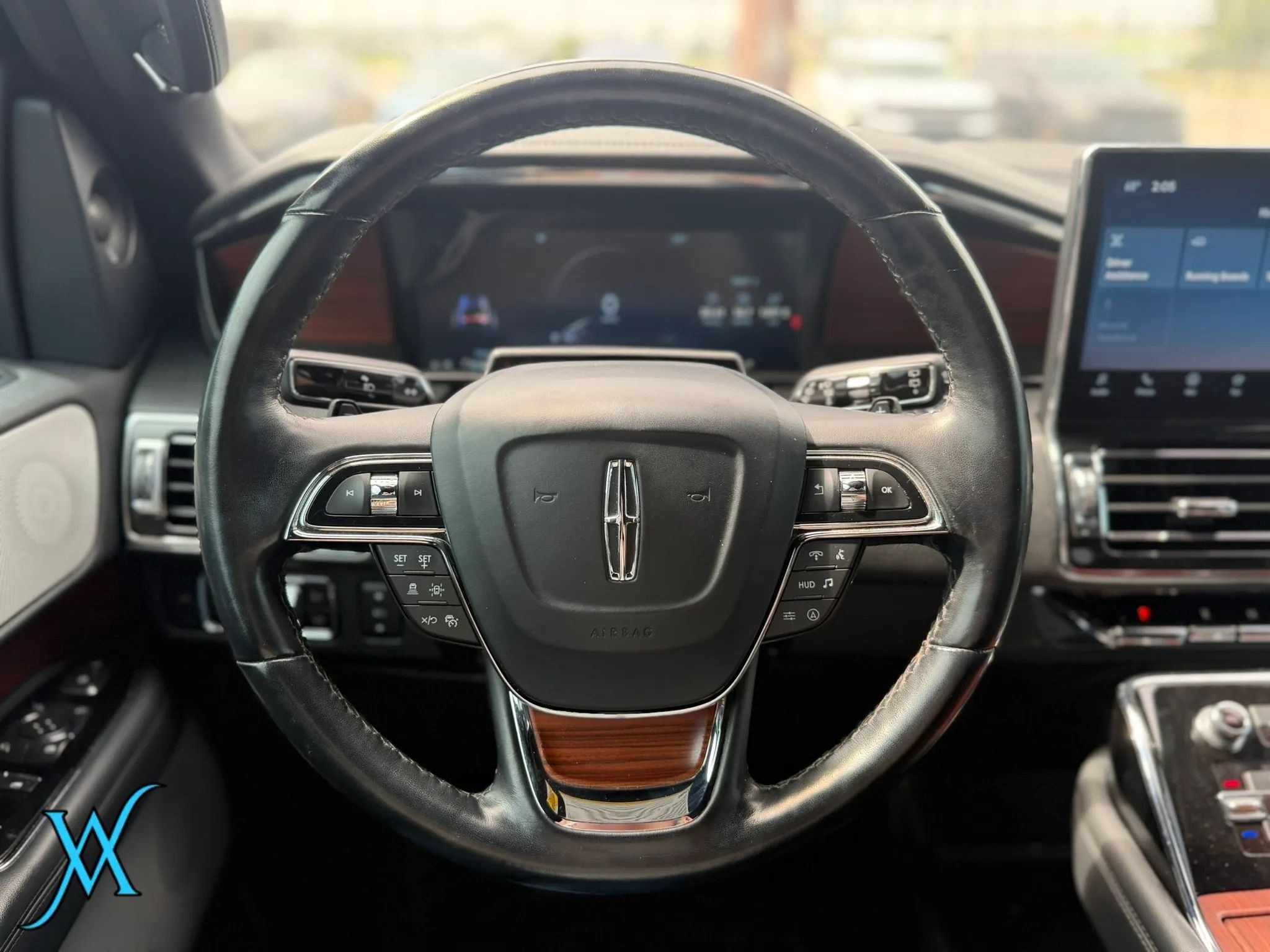 Used 2023 Lincoln Navigator Reserve AWD/4WD image 33