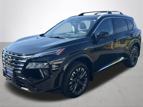 New 2026 Nissan Rogue Platinum w/ Platinum Premium Package image 2