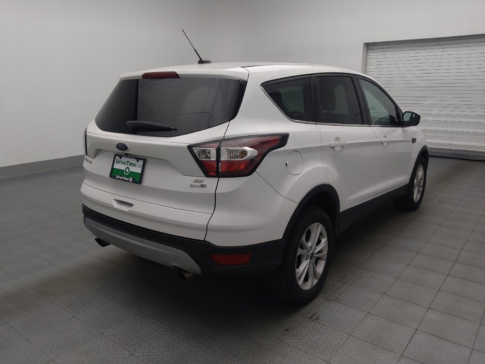 Used 2017 Ford Escape SE AWD/4WD image 9