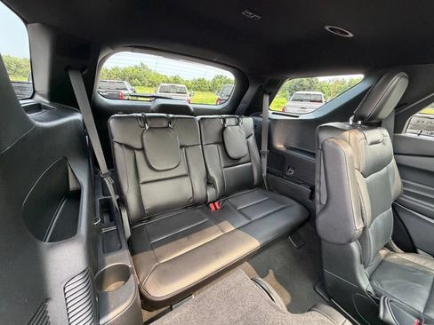 Used 2022 Ford Explorer ST w/ Equipment Group 401A AWD/4WD image 24