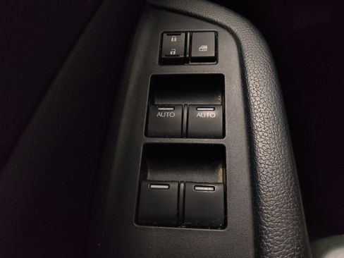 Used 2016 Honda Pilot Elite image 27